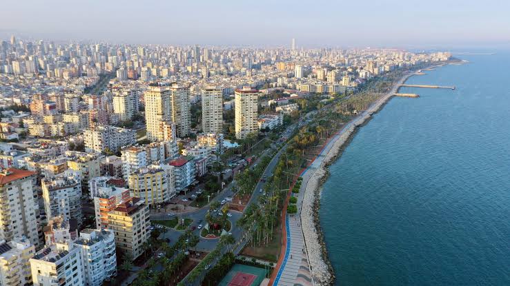 Mersin Escort İlanları Üzerine Toplumsal ve Dijital Değerlendirme